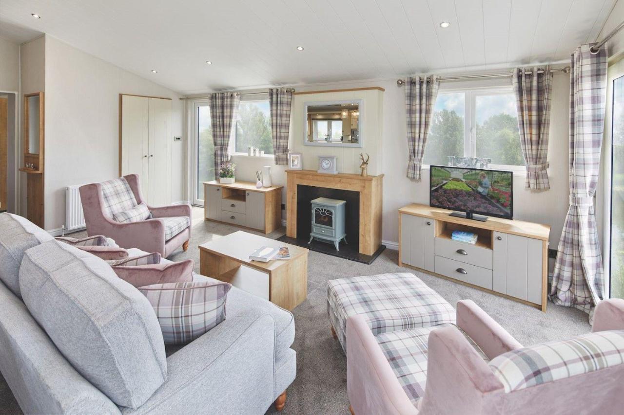 Par Sands Coastal Holiday Park Bagian luar foto