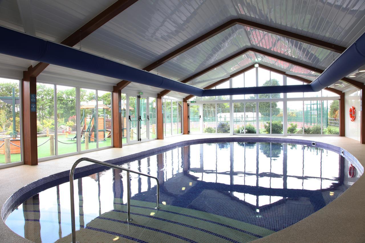 Par Sands Coastal Holiday Park Bagian luar foto